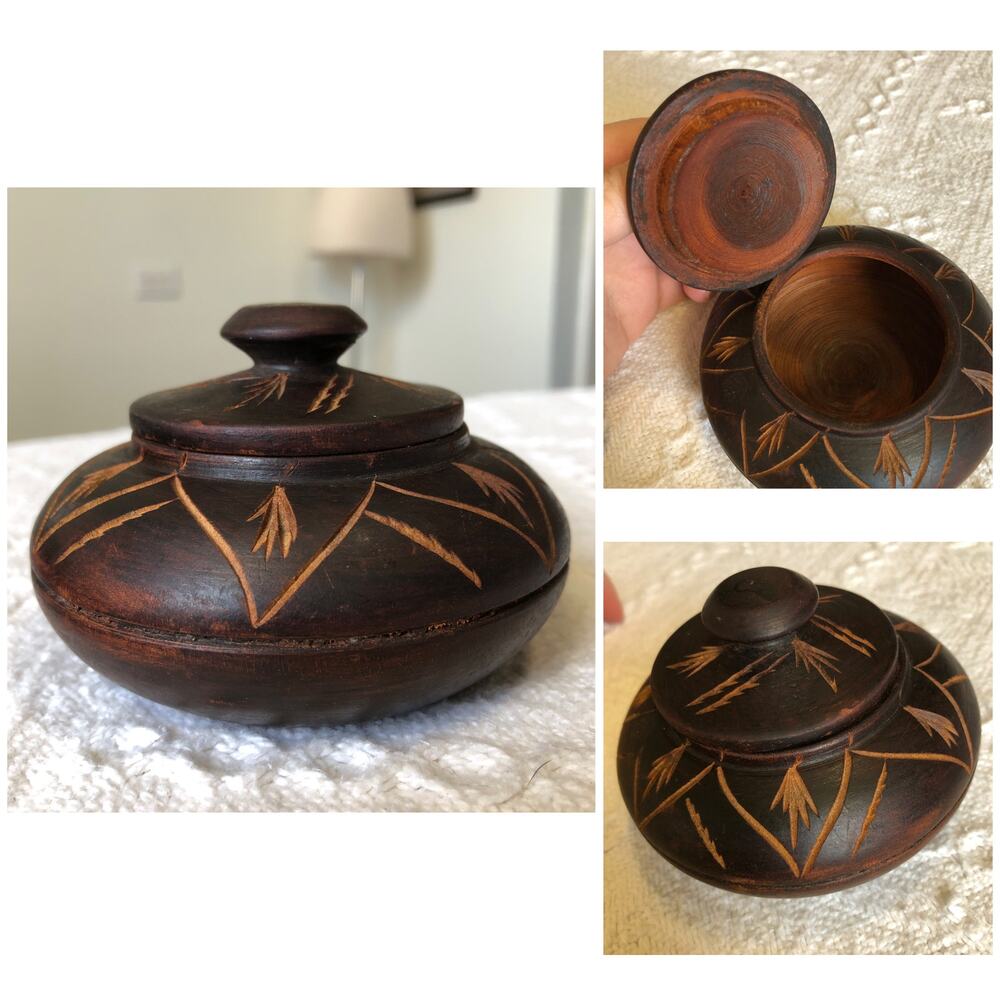 VTG Hand Carved Wooden Trinket Box w/ Lid Rustic Boho Decor Small Leaf‎ 4"x2.5"